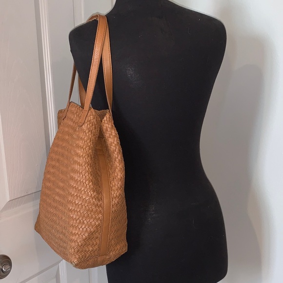 MADEWELL Tan Woven shoulder Bag - Picture 5 of 10